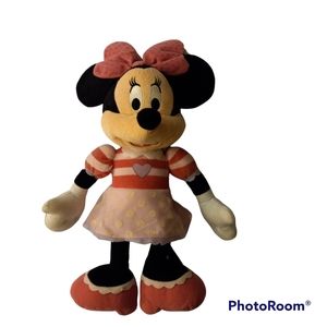 16 inch Minnie Mouse pink dress with purple heart